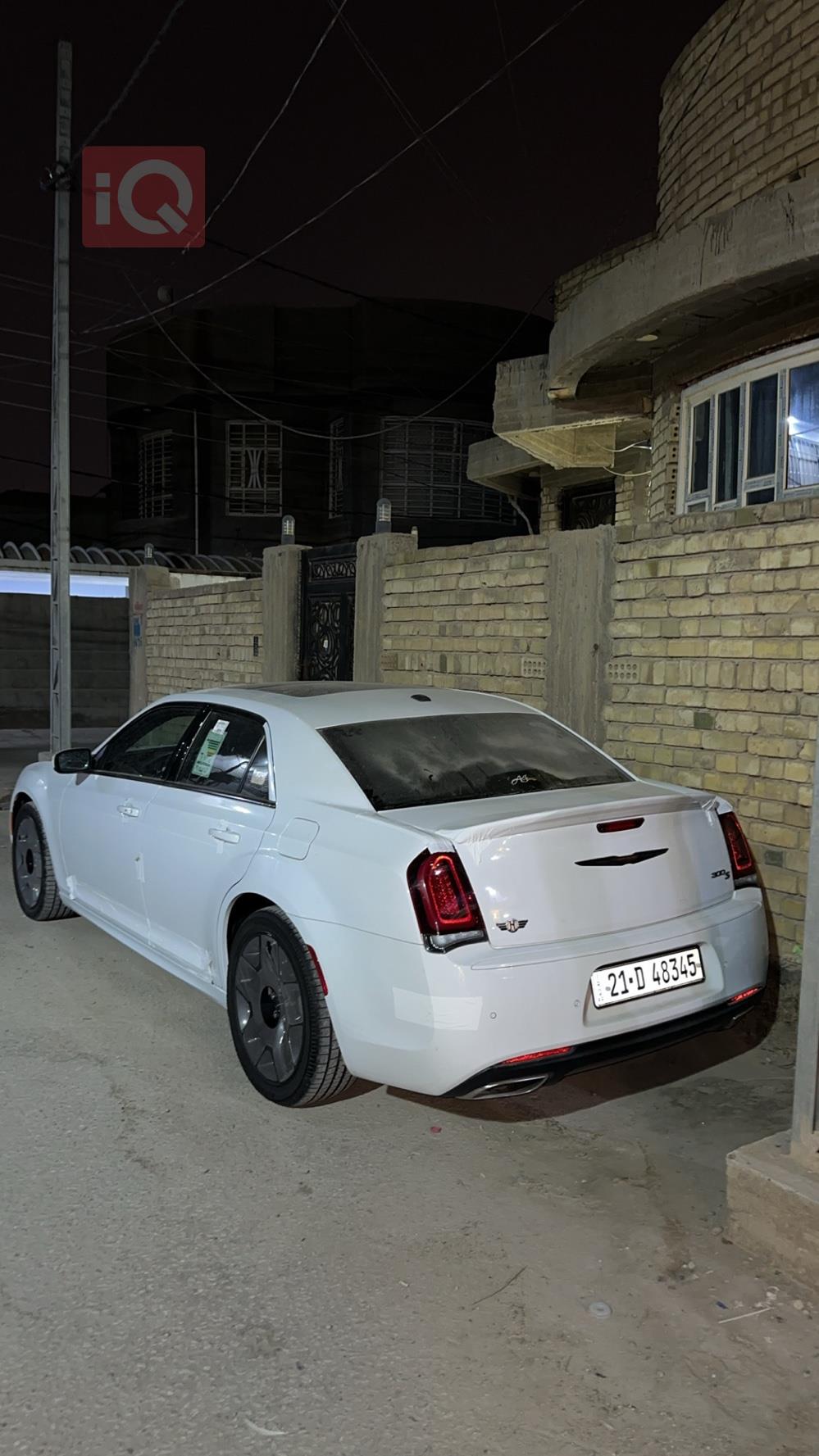 كرايسلر 300